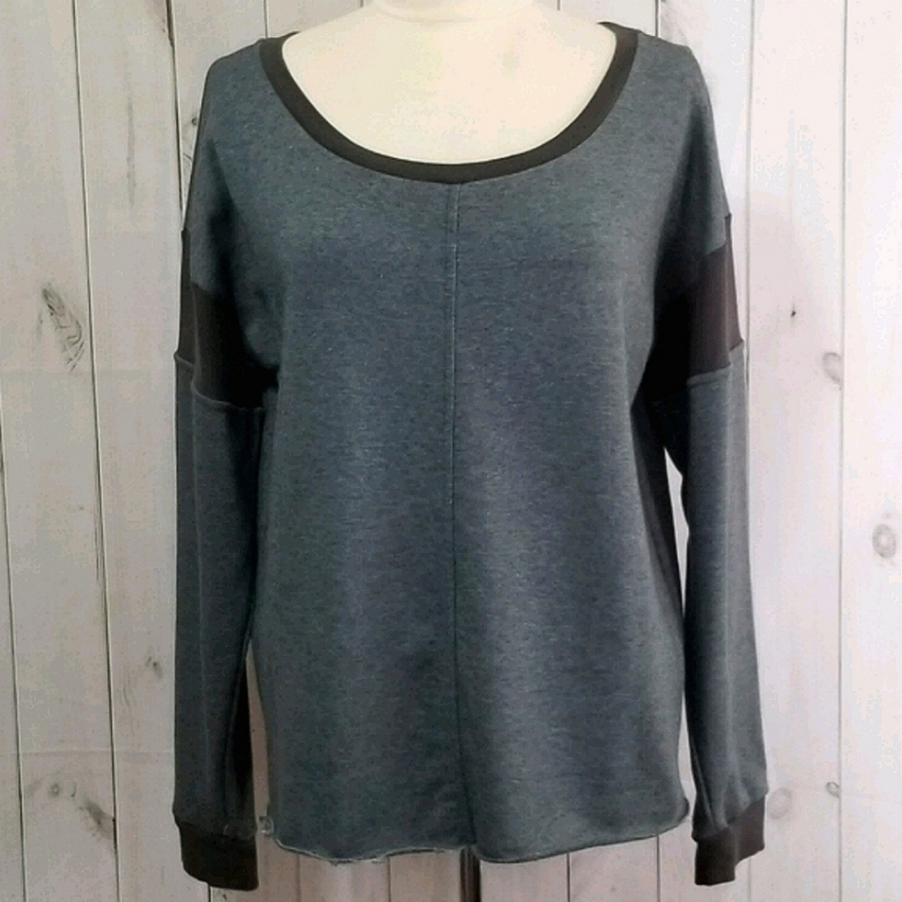 Gilded Intent Crewneck Wideneck Sweatshirt from Buckle